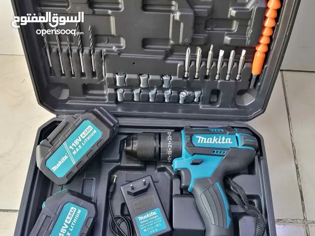 Makita portable drill with dual battery