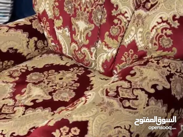 طقم كنب 7مقاعد مستعمل للبيع /اربد