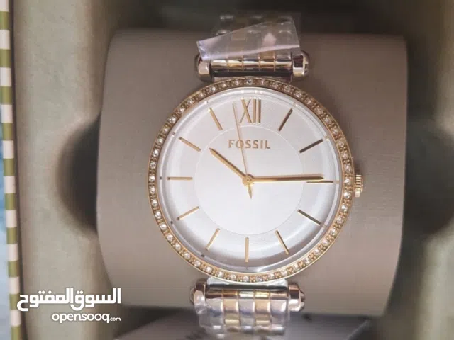 ساعة جديدة فوسيل fossil نسائية ذهبي فضي