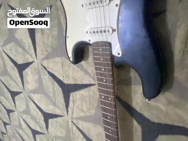 جيتار اليكتريك للبيع مع سماعه