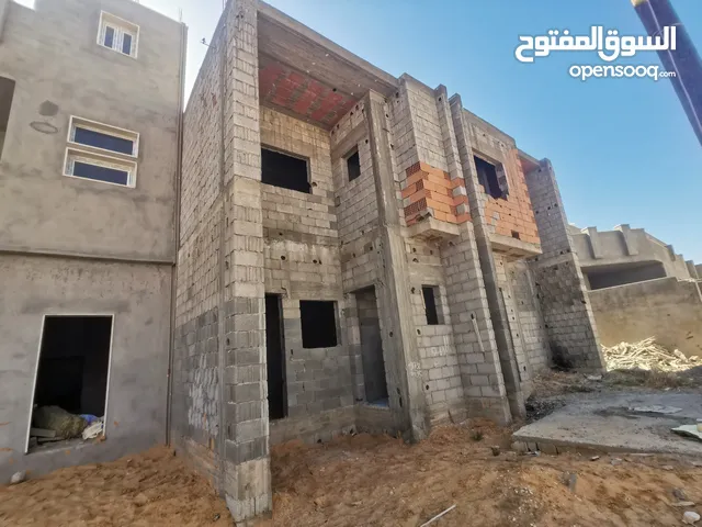 355 m2 5 Bedrooms Townhouse for Sale in Tripoli Khallet Alforjan