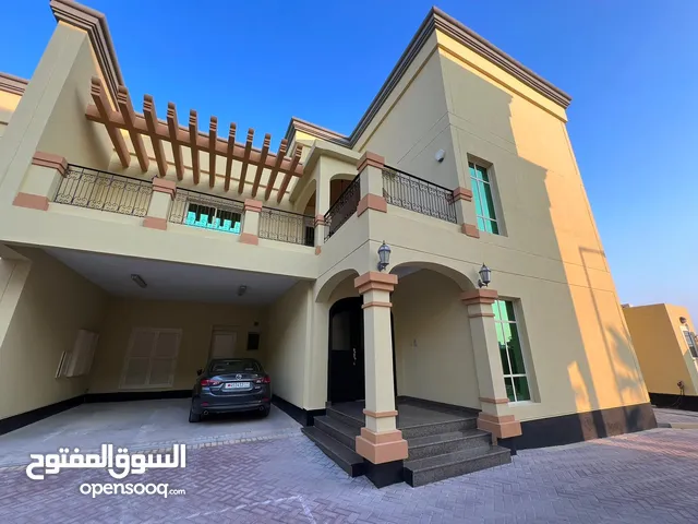 400 m2 5 Bedrooms Villa for Sale in Northern Governorate Al Janabiyah