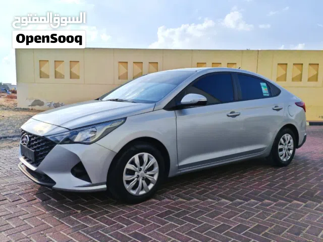 HYUNDAI ACCENT 2021 GLS 1.6L NEW SHAPE MODEL GCC SPEC RUNNING CONDITION EVERYTHING WORKING WELL KM 1