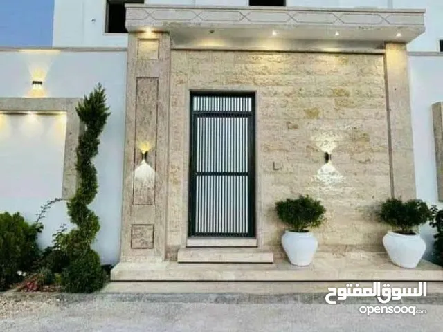 350 m2 More than 6 bedrooms Villa for Sale in Benghazi Al-Sayeda A'esha