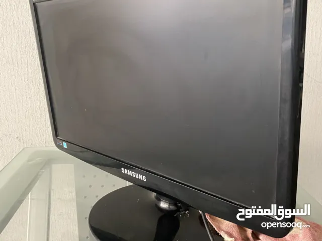 18.5" Samsung monitors for sale  in Muharraq