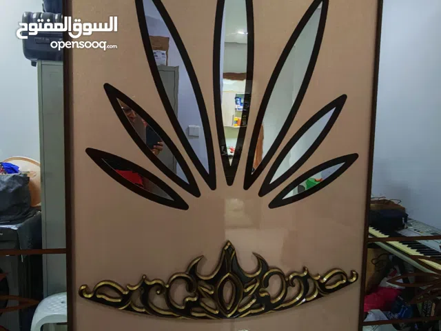 Elegant Sliding Door Wardrobe with Mirror front