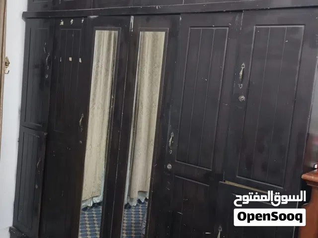 خزانه ملابس نظيفه  دورين  السعر 20