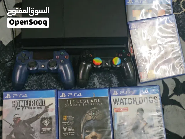 بلايستيشن 4, 800 جيجا مع جهازين و 7 العاب  Playstation 4,800GB, 2 Controllers, 7 Games CDs