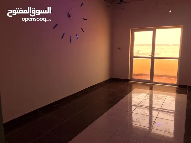 100m2 2 Bedrooms Apartments for Sale in Basra Abu Al-Khaseeb