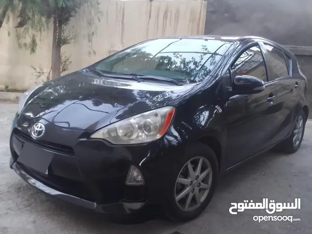 تويوتا بريوس سى 2014 بحاله ممتازه للبيع
