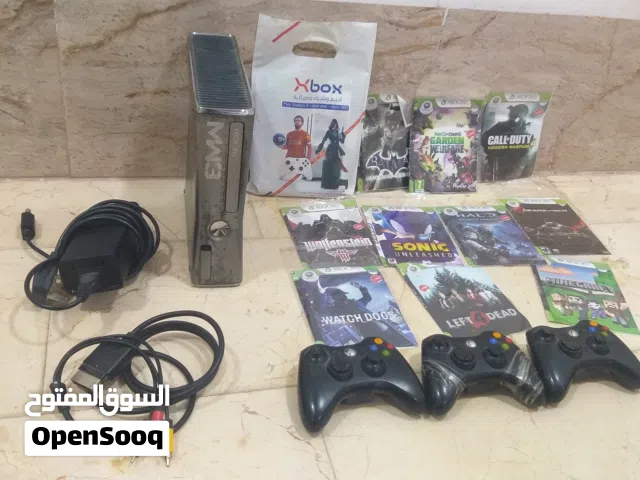 xbox 360 نسخة MW3 السعر 140 الف وبي مجال