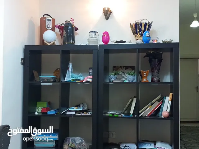 أثاث مرتب وشبه جديد للبيع وارد الامارات