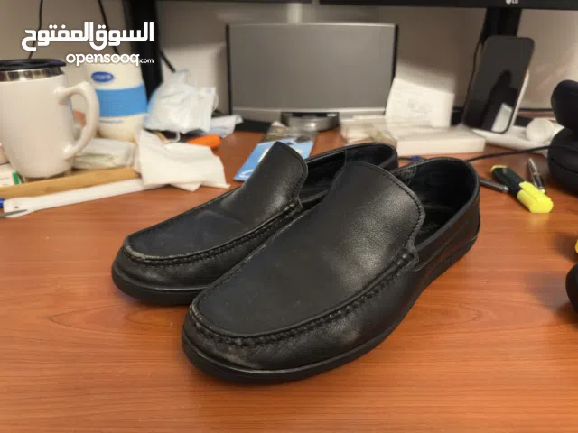 Pavers Black Leather Loafers – US 8 / UK 7