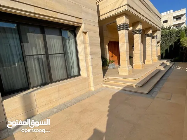 800m2 5 Bedrooms Villa for Sale in Amman Airport Road - Manaseer Gs