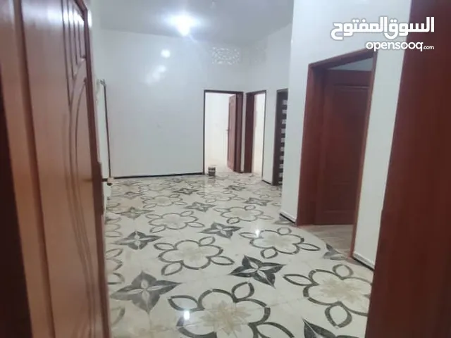 180 m2 4 Bedrooms Villa for Rent in Sana'a Asbahi