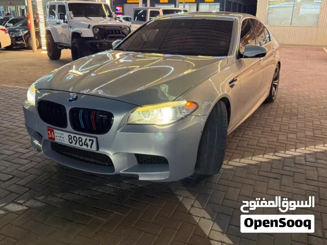 M5 2013 GCC no paints - full option - orginal M5 - V8 twin turbo 575HP - clean موديل2015garanti gear