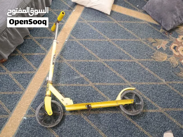 سكوتر أوروبي يتحمل أوزان نخب