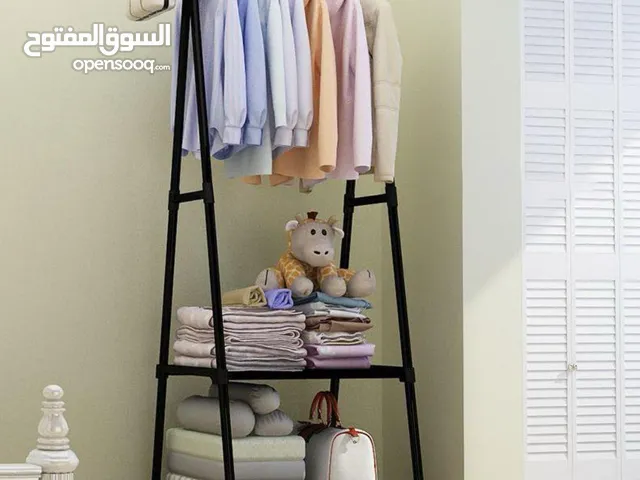 ستاند متعدد الاستخدام بتصميم أنيق وعصري