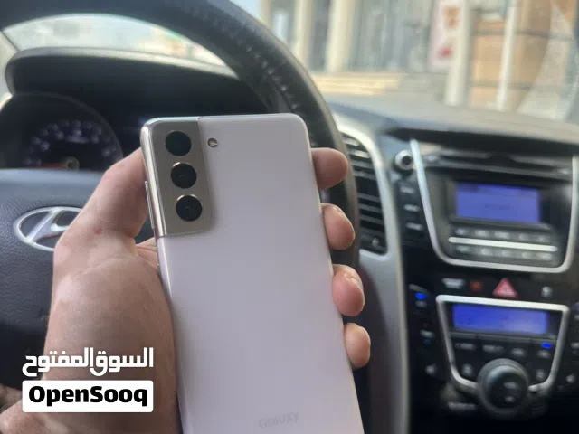 Samsung Galaxy S21 5G 256 GB in Tripoli