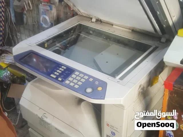 ألة تصوير ابيض واسود