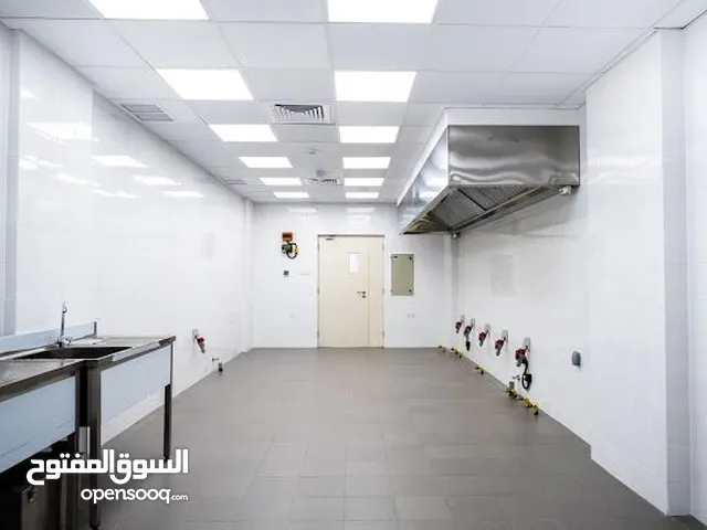 مطابخ مركزية مجهزة في مواقع مختلفة في الكويت