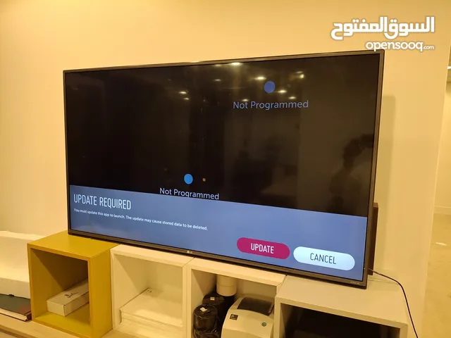 شاشة LG سمارت شبة جديدة