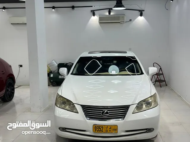 لكزس ES 350 نظيف جاهز للاستخدام