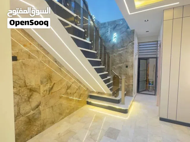 مطلوب ممول