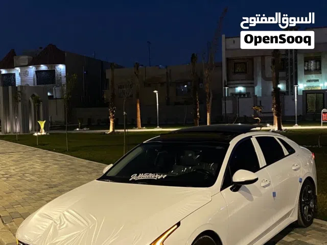 2021 كيا K5 EX