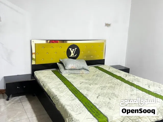 غرفة نوم نفرين تركي خمس قطع مع مندر