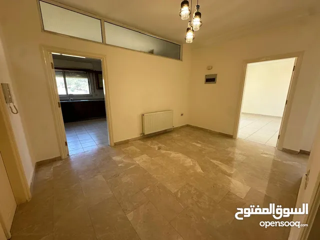 شقة غير مفروشة للبيع في عبدون ( Property 40540 )-174843601
