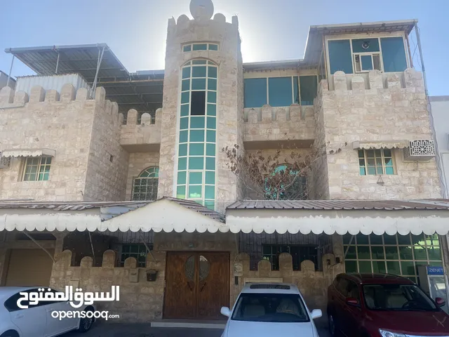 400 m2 More than 6 bedrooms Villa for Sale in Northern Governorate Madinat Hamad