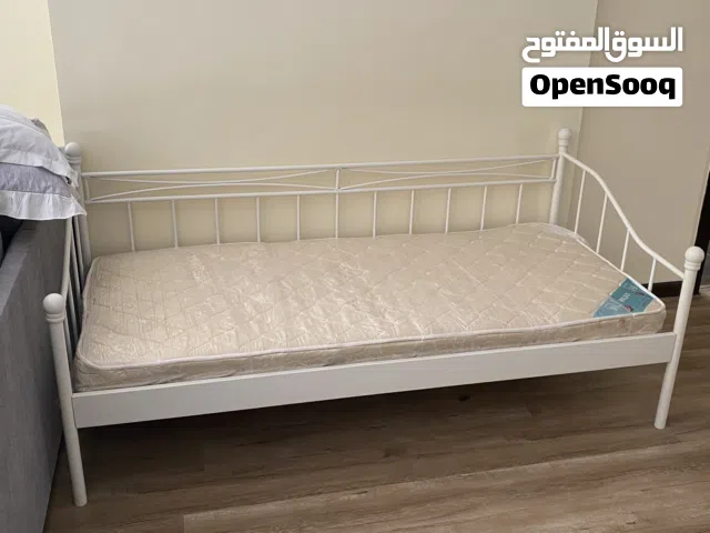 DayBed With mattress سرير نهاري مع الماترس