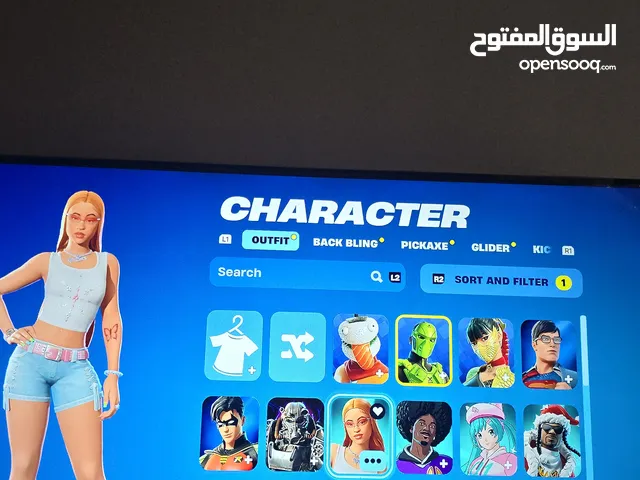 للبع حساب فورت نايت 100 سكن