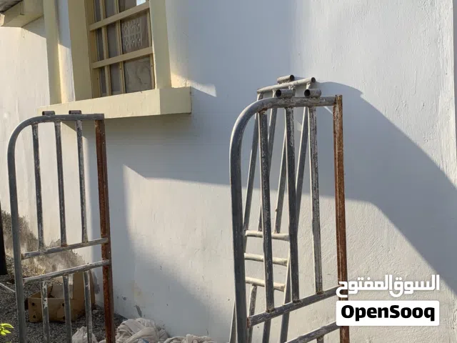 بيع حدايد مستعمله وبحاله جيده