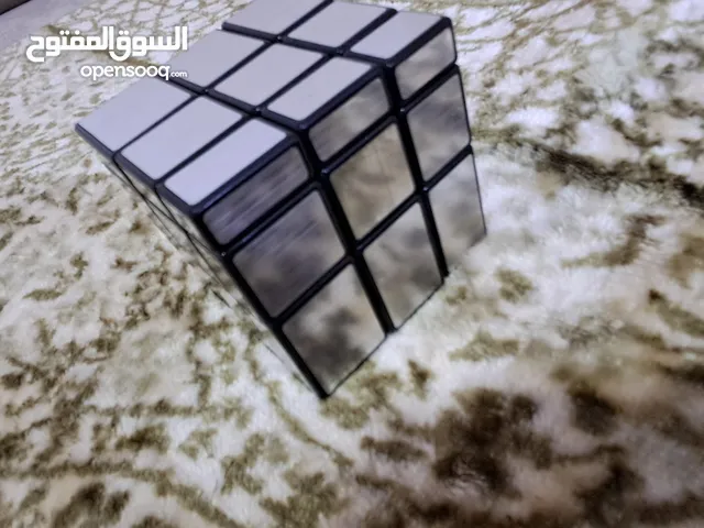 مكعبات روبيك للبيع