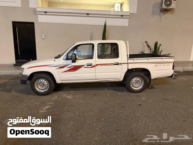 Used Toyota Hilux in Abu Dhabi