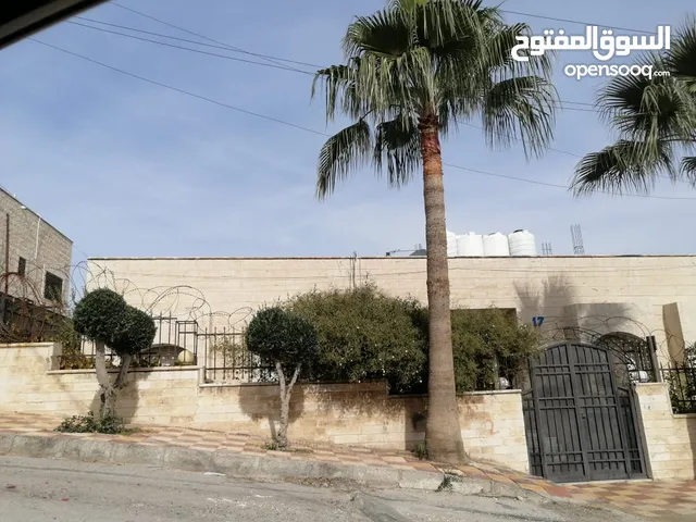 500m2 More than 6 bedrooms Townhouse for Sale in Amman Tabarboor