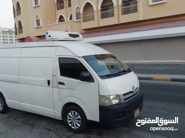 Toyota Hi-Ace Bus Chiller High Roof Very Good Condation
