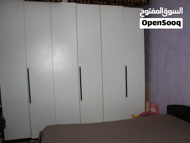 أثات غرفة نوم مستعمل للبع