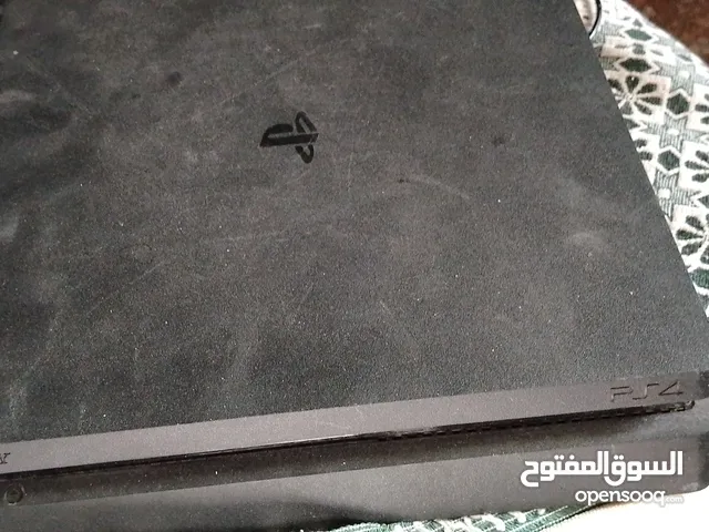 used ps4 ، بلستيشن 4 مستعمل مع ايدتين اصليات
