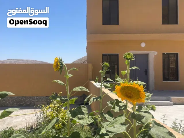3،400دونم ماحص قرب بدر الجديده الفحيص  استخدام سياحي سكني زراعي يكمن قبول شقة من الثمن او عقار ارض