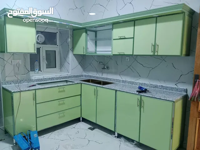 امجد الوصابي لااعمال المطابخ الحديثه والشبابيك والابواب وجميع نظام الاالمنيوم صنعاء شملان