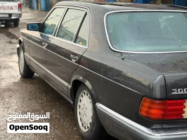 1990 مرسيدس بنز الفئة-S Standard
