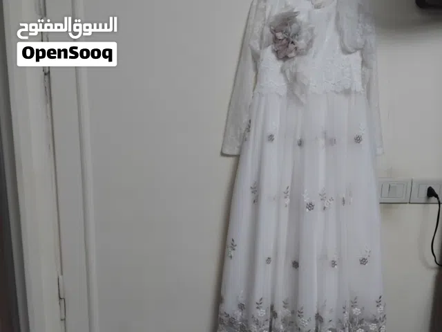 فساتين بحالة الوكالة للبيع لبسة وحدة فقط للمعني