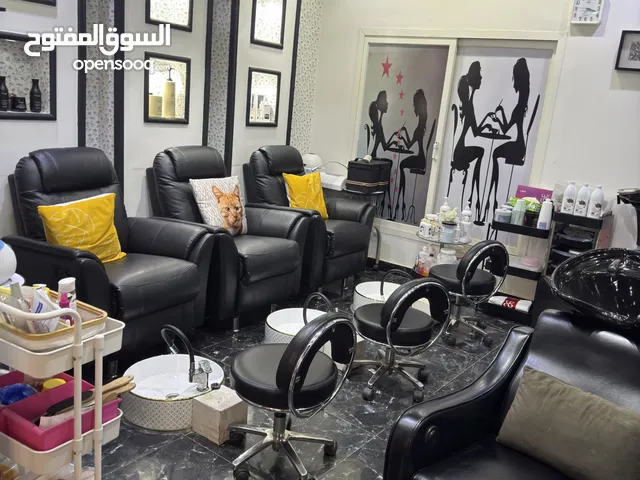 للبيع صالون نسائي مميز في السالميه