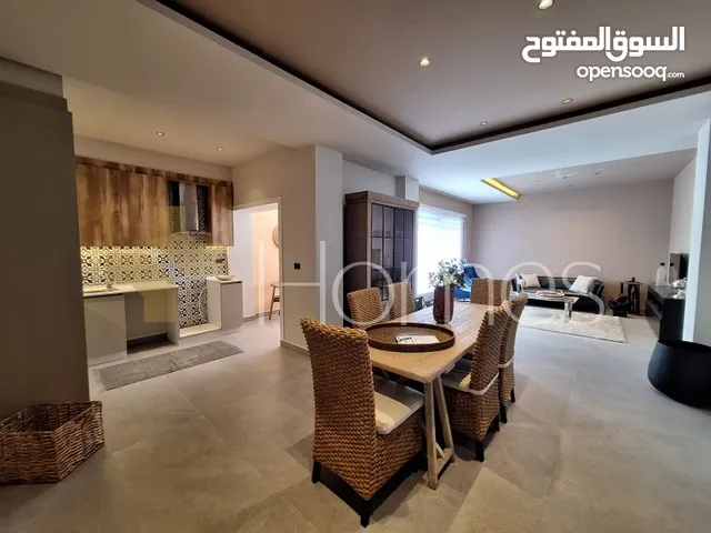 شقة طابق اول مفروشة للايجار في جبل عمان بمساحة بناء 120م