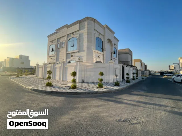 اول ساكن_رووف مجهز_غرفة خادمه_باركن مع مظلة سيارات_سهولة الوصول الي الشارقه ودبي