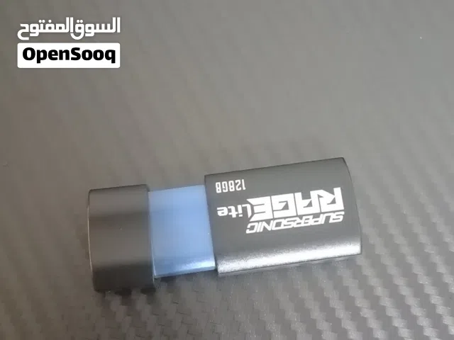 فلاشة مع العاب متنوعة لجهاز ps3 ( لجهاز ps3 المعدل فقط )