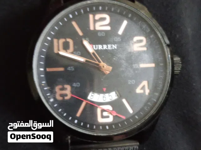 ساعه عصريه قديمه جدا وبحالة ممتازة